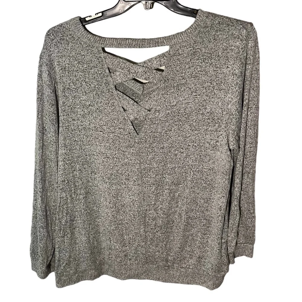 Misia Curvy Women’s Lightweight Sweater